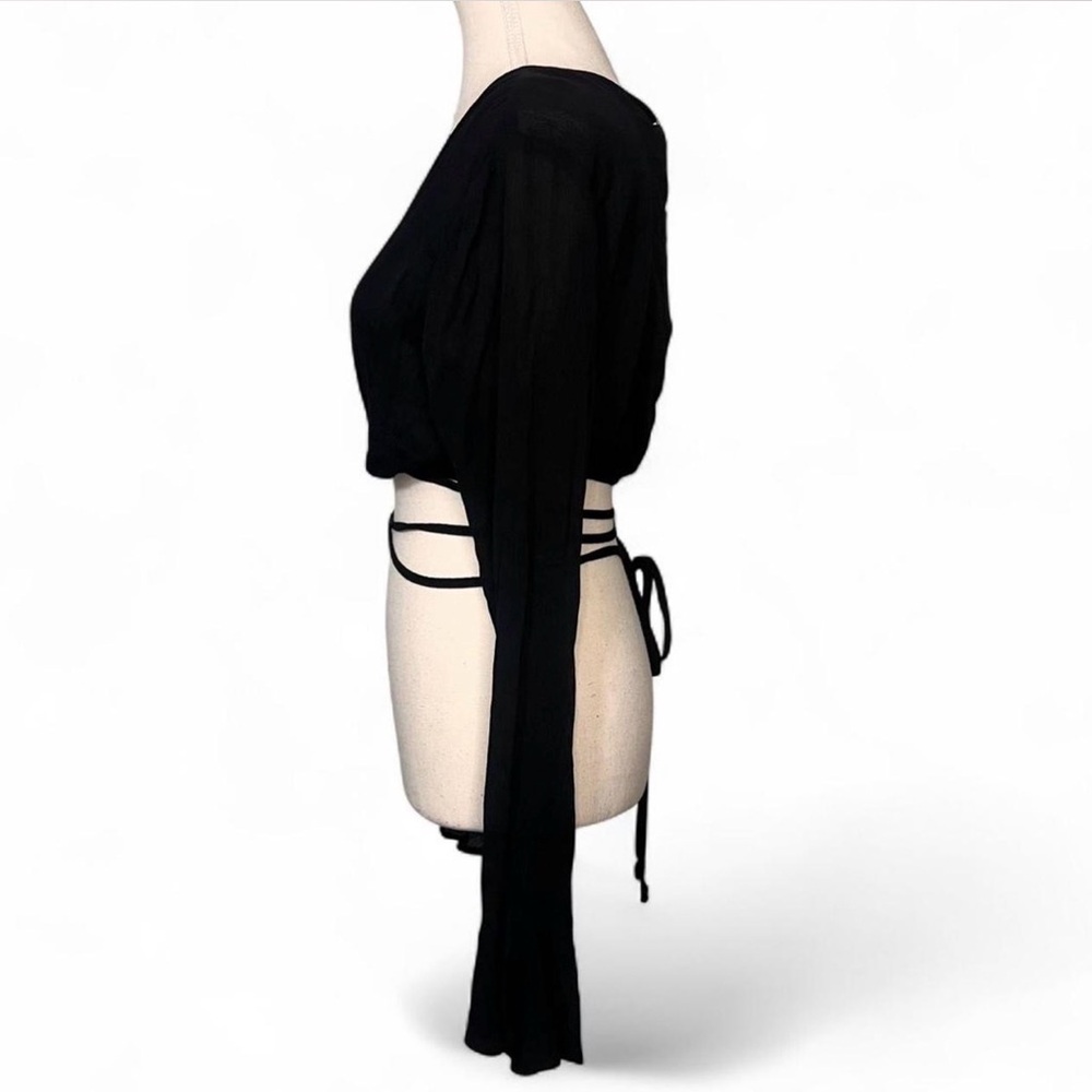 Fashion Nova Elegant Black Wrap Crop Top size Medium‎ - Picture 4 of 8
